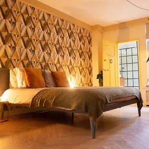 117 Bed & Breakfast